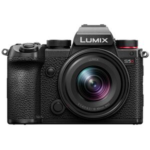 Panasonic Lumix DC-S5D +  S 18-40mm f/4.5-6.3 